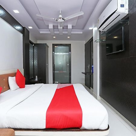 Collection O 3995 Hotel Shree Kishan Palace Bhopal Buitenkant foto