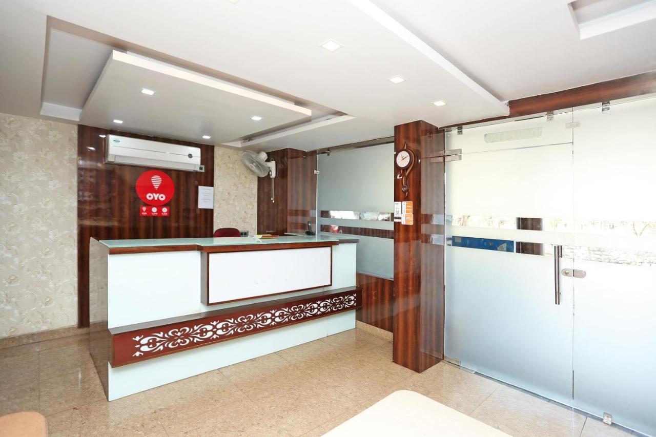 Collection O 3995 Hotel Shree Kishan Palace Bhopal Buitenkant foto