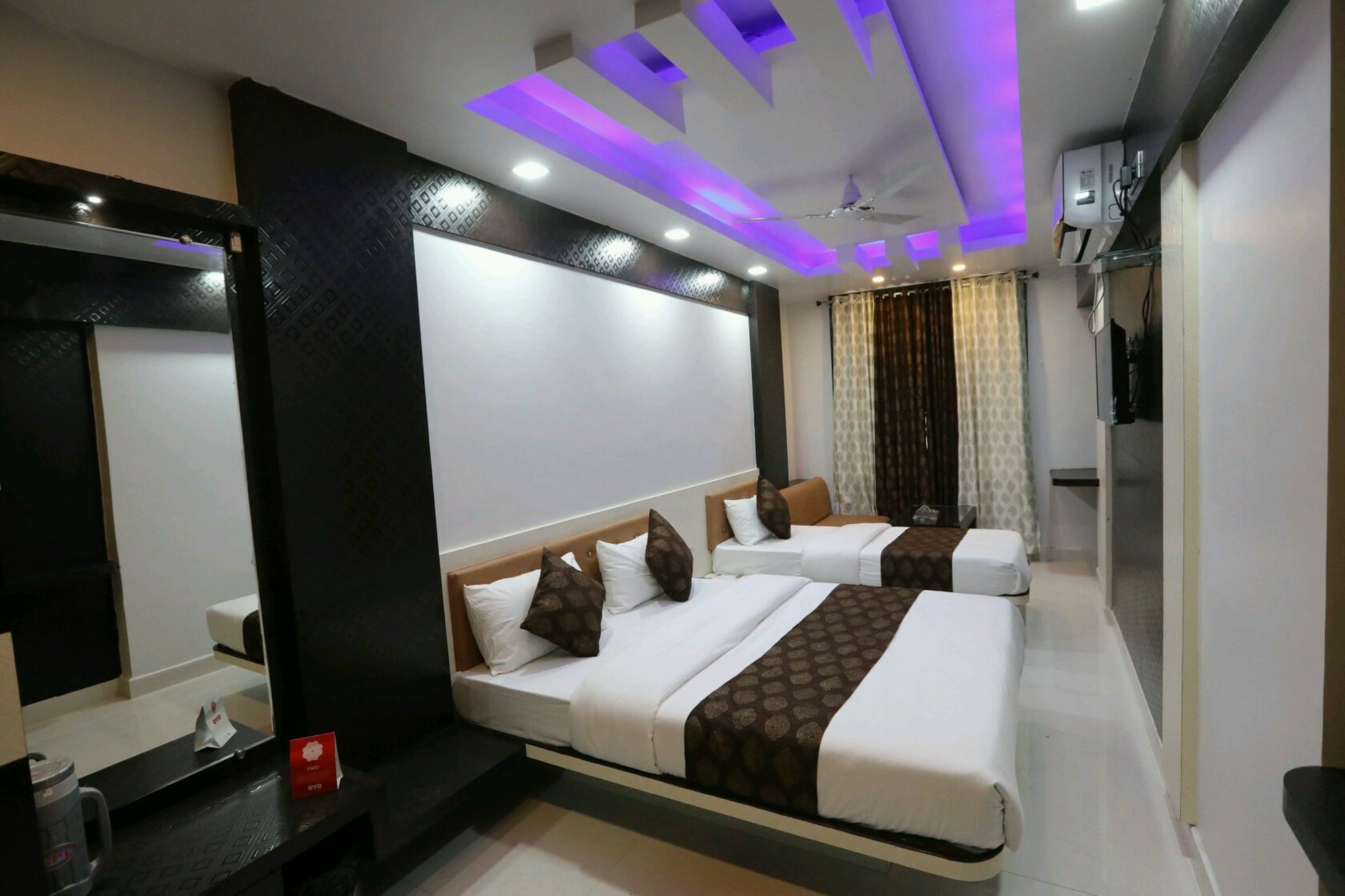 Collection O 3995 Hotel Shree Kishan Palace Bhopal Buitenkant foto